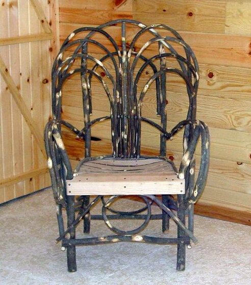 Custom Deluxe Hickory King Chair