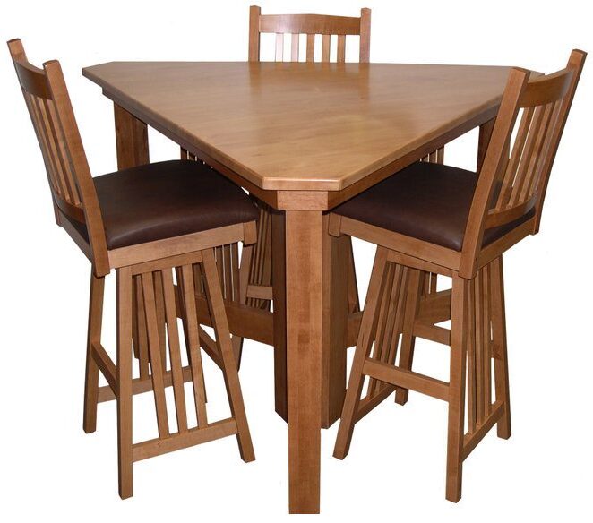 Amish Schafer Triangle Table and Chairs
